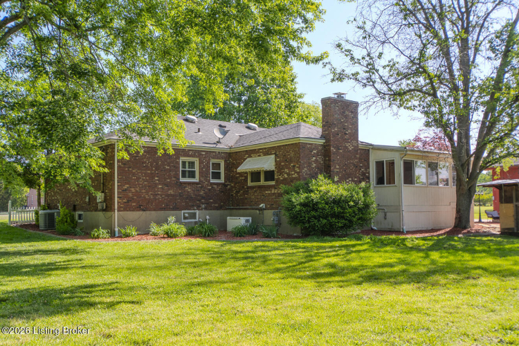 Listing Image 79