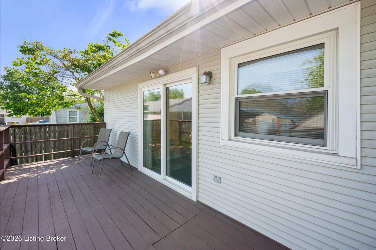 Listing Image 17