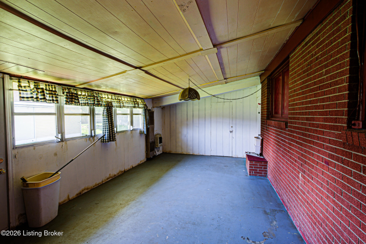 Listing Image 26