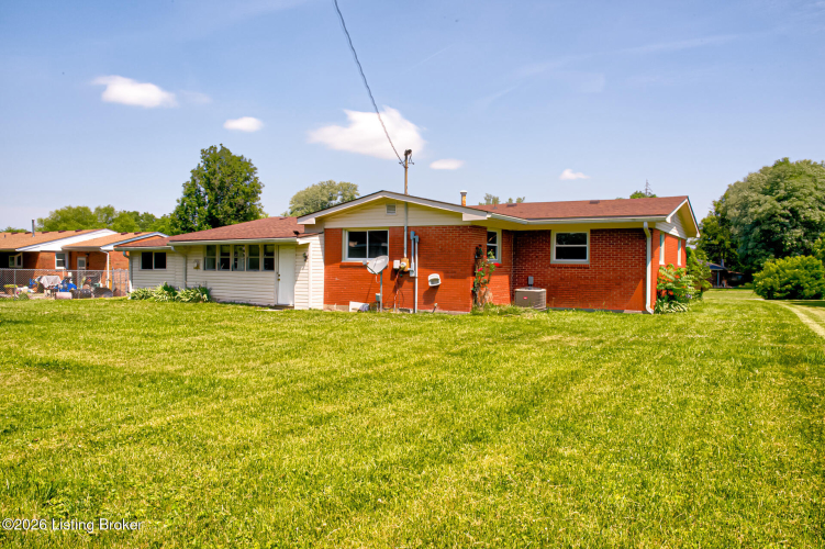 Listing Image 32