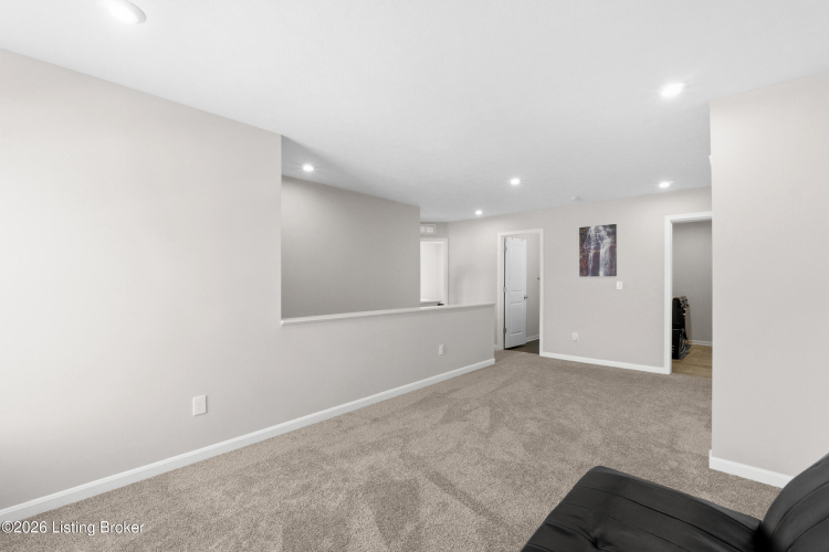 Listing Image 24