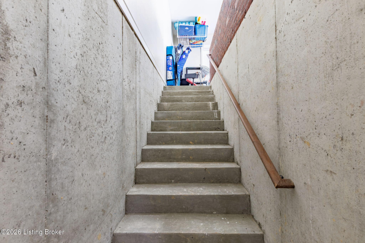 Listing Image 51