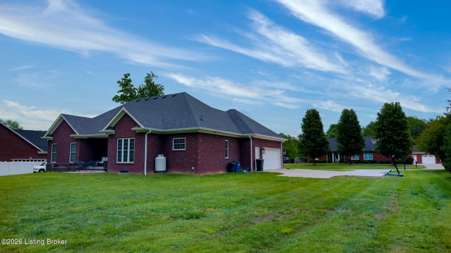 Listing Image 60