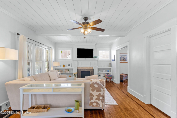 Listing Image 12