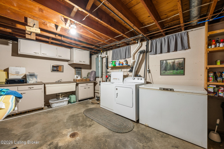 Listing Image 28