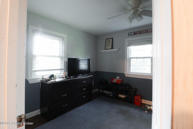 Listing Image 44