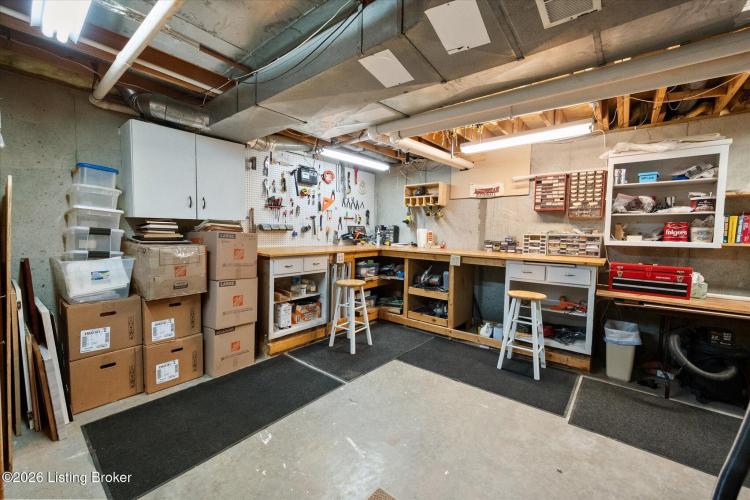 Listing Image 41