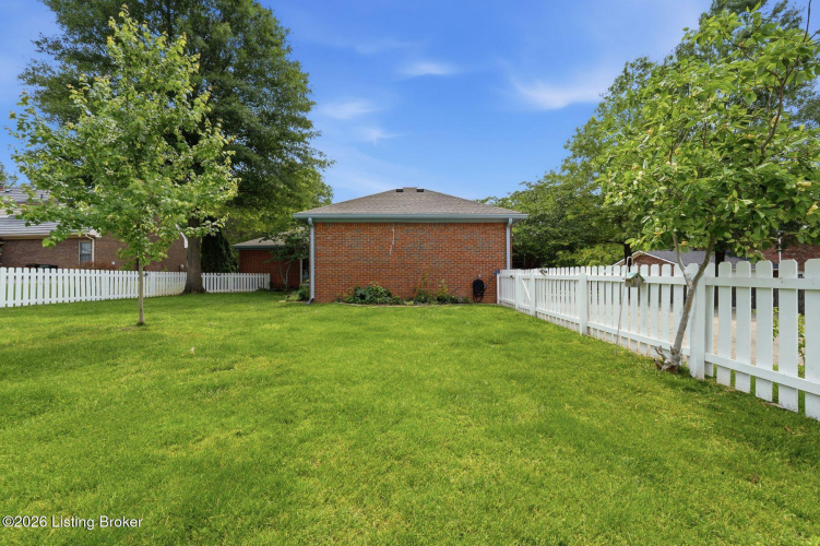 Listing Image 38