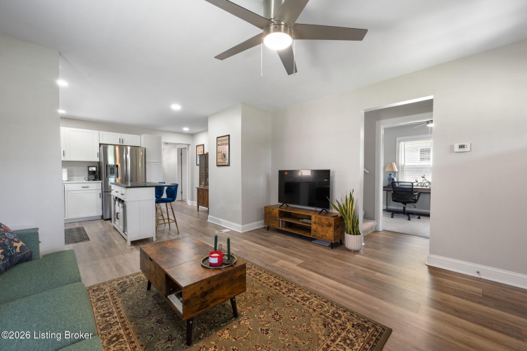 Listing Image 13