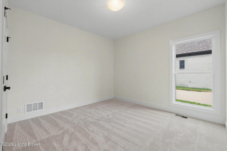 Listing Image 36