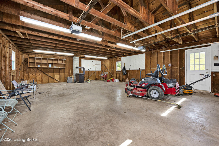 Listing Image 27