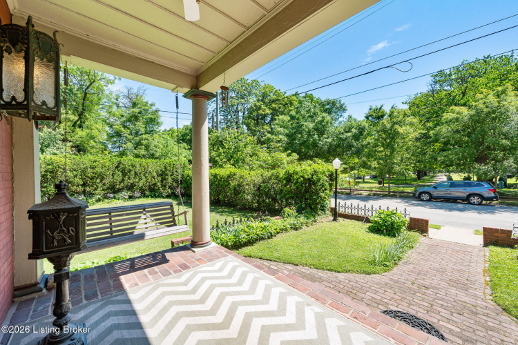 Listing Image 19