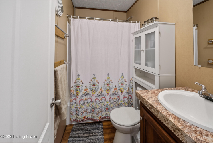 Listing Image 16