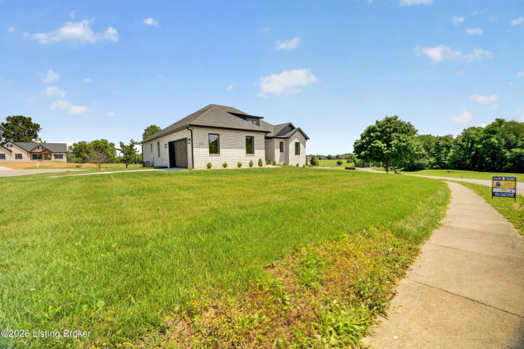 Listing Image 46