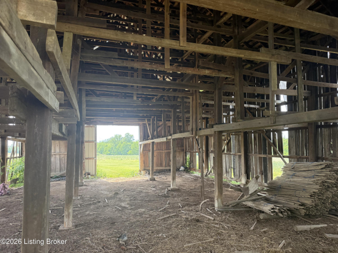 Listing Image 8