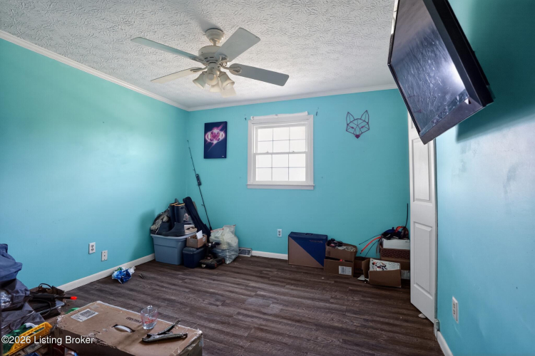 Listing Image 24