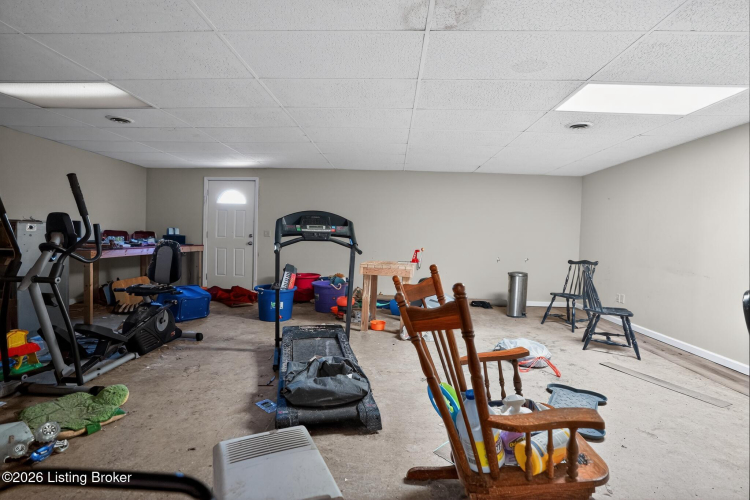Listing Image 32