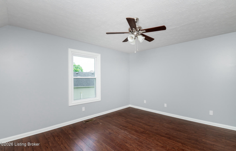 Listing Image 35