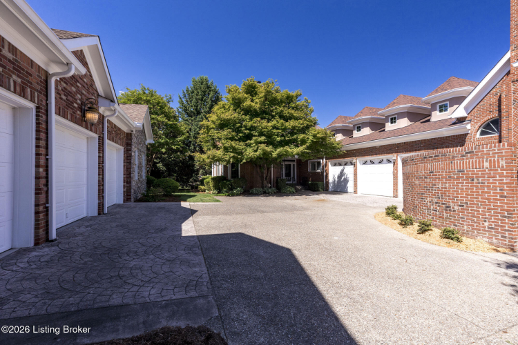 Listing Image 43