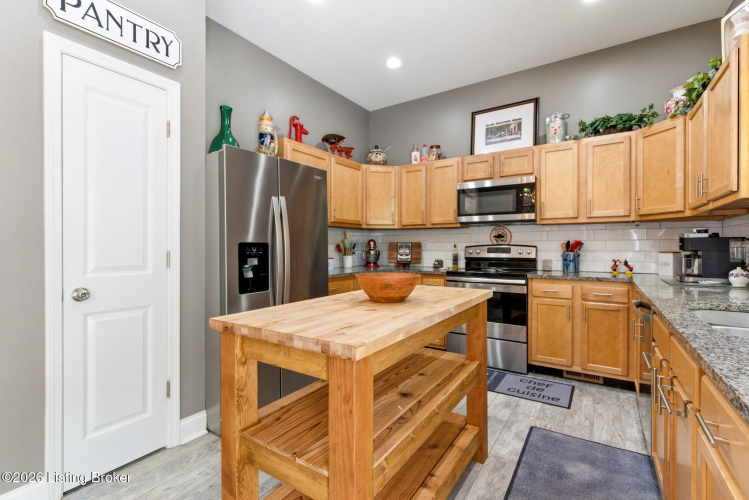 Listing Image 15