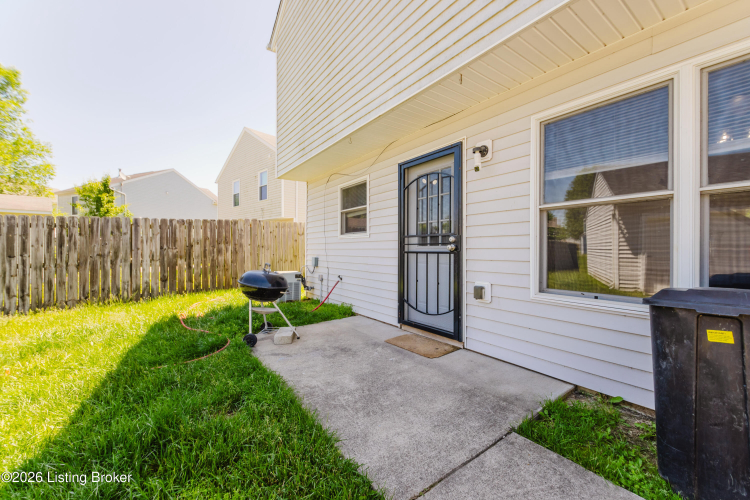 Listing Image 24