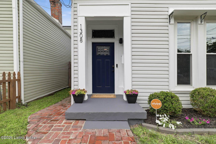Listing Image 3