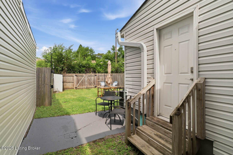 Listing Image 23