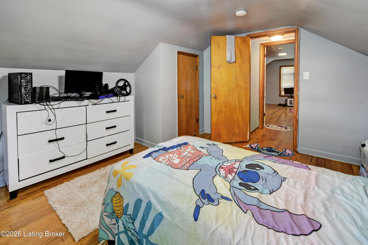 Listing Image 18