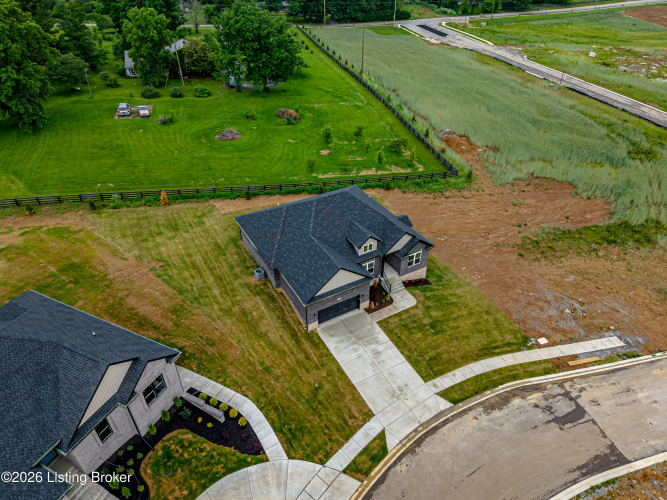 Listing Image 58