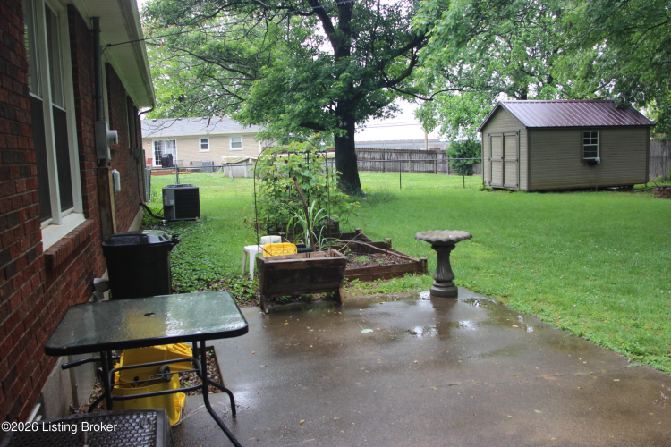 Listing Image 12
