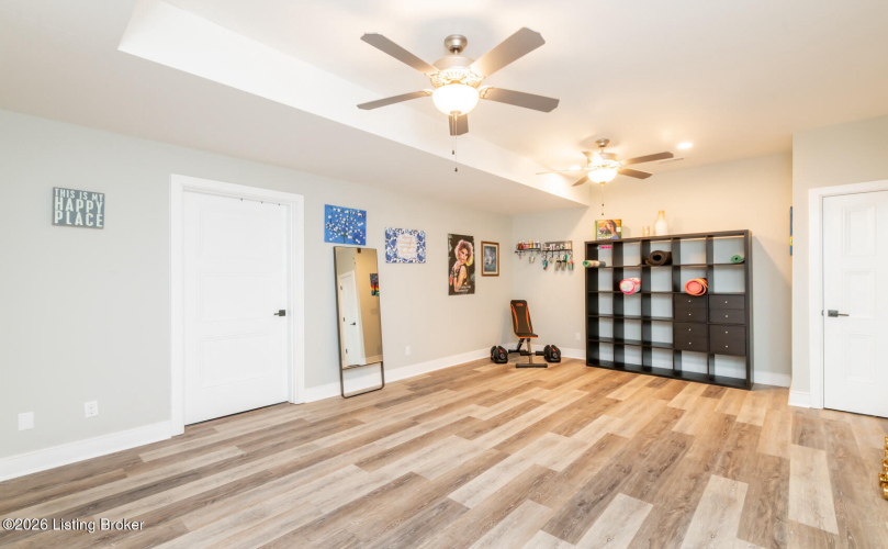 Listing Image 125