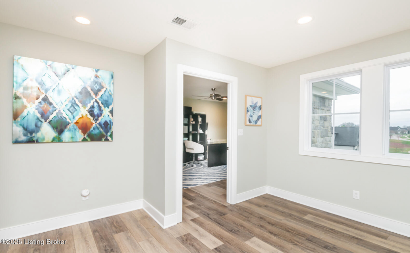 Listing Image 86