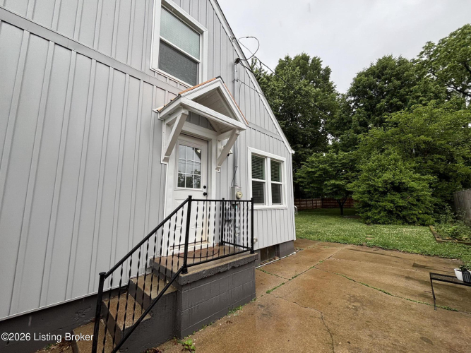 Listing Image 18