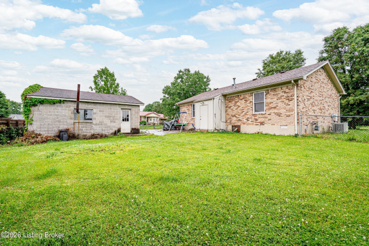 Listing Image 32