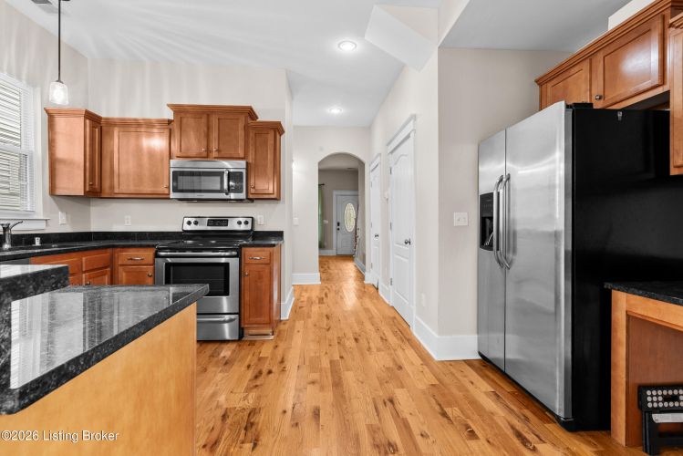 Listing Image 13