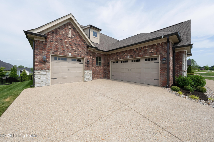 Listing Image 71
