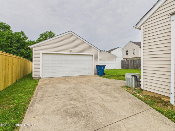 Listing Image 42