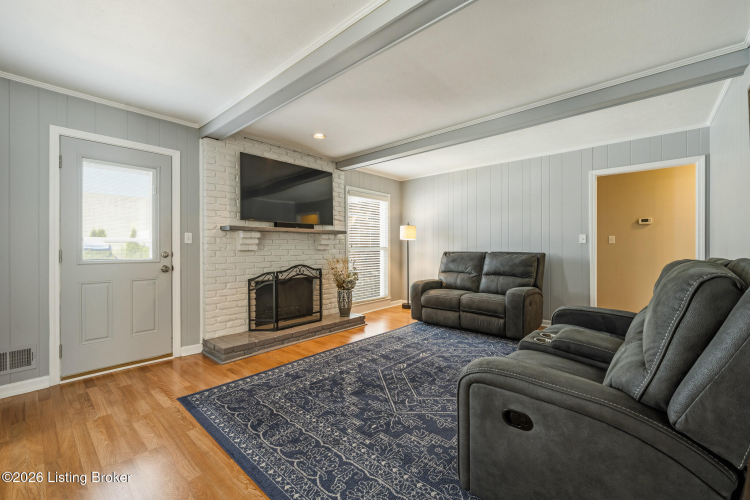 Listing Image 20