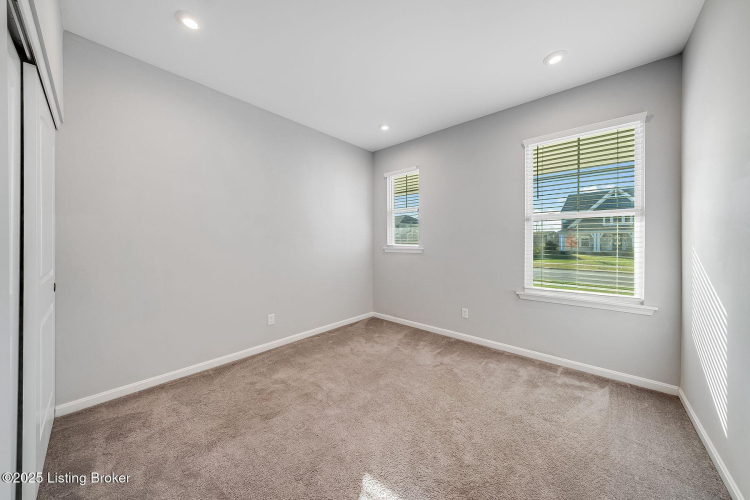 Listing Image 52
