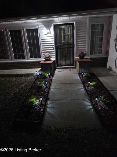 Listing Image 14