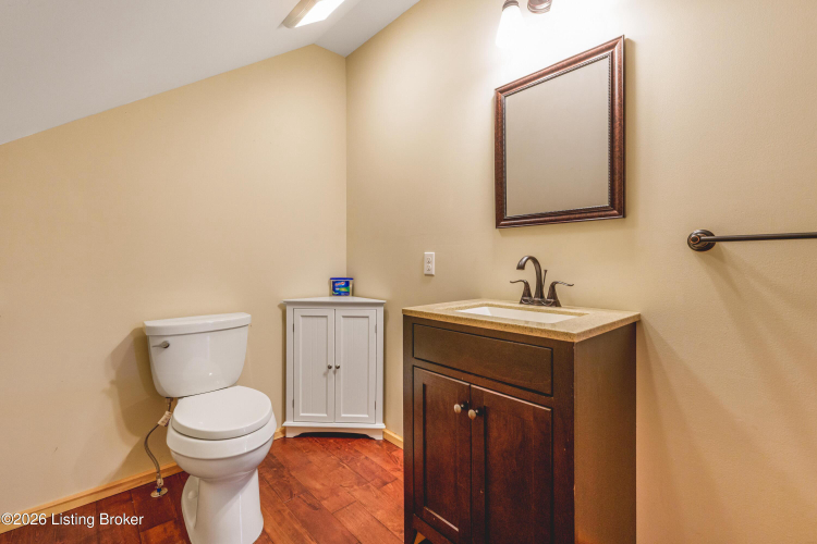 Listing Image 20