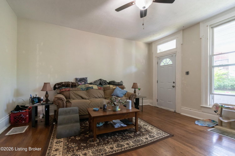 Listing Image 20