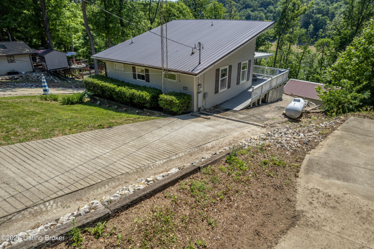 Listing Image 41