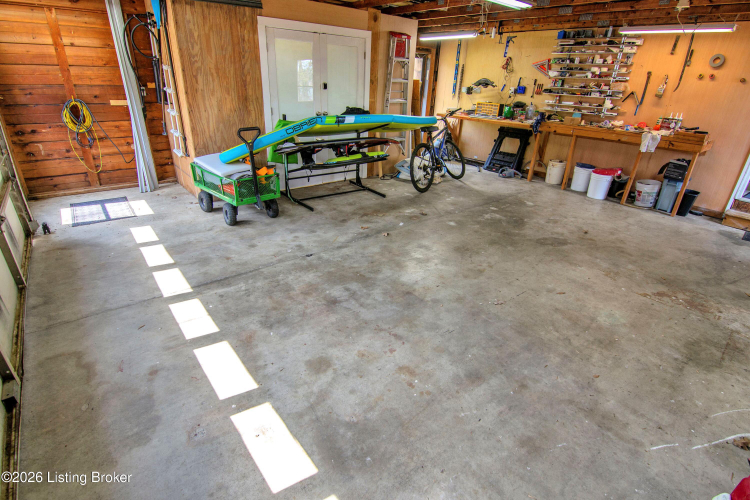 Listing Image 40
