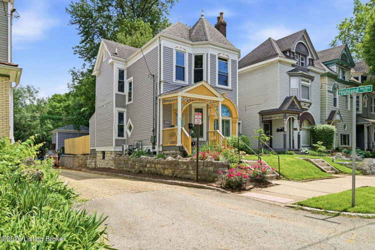 Listing Image 3