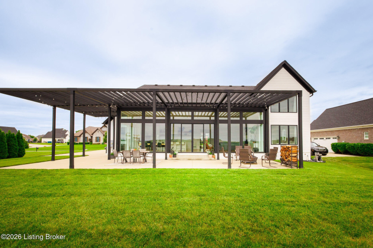 Listing Image 112