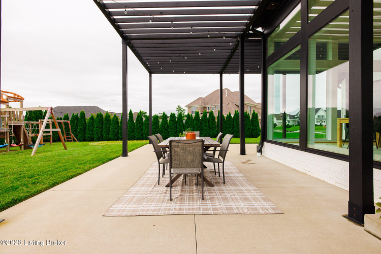 Listing Image 115