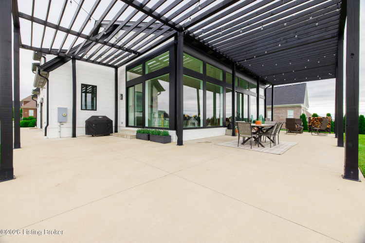 Listing Image 116