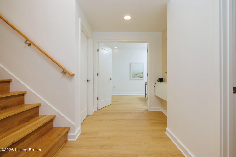 Listing Image 85
