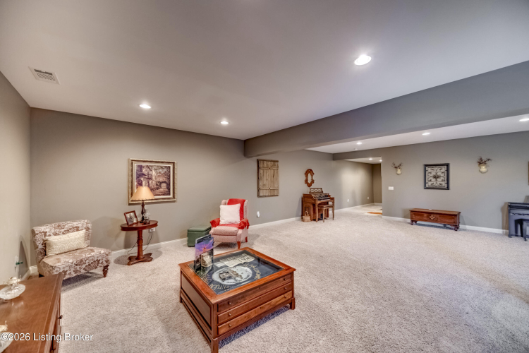 Listing Image 58